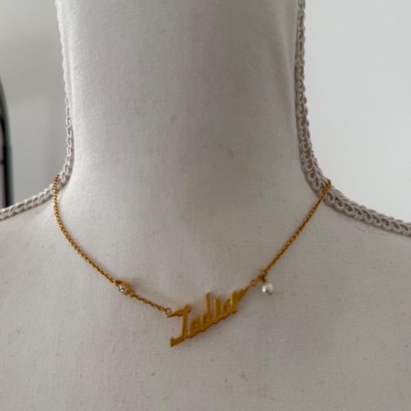 Dior JADOR Gold Finish Metal Necklace with Resin Pearl & Faux Diamond Designer - Picture 10 of 11